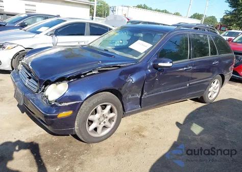 2003 Mercedes-Benz C 240 z USA, uszkodzony, nr VIN WDBRH61J23F344584